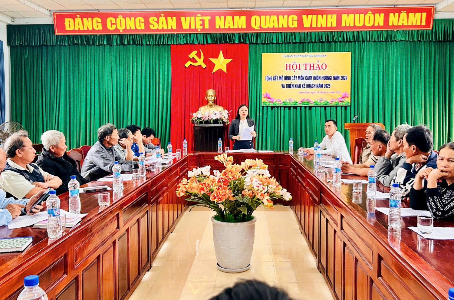 Quang cảnh hội thảo