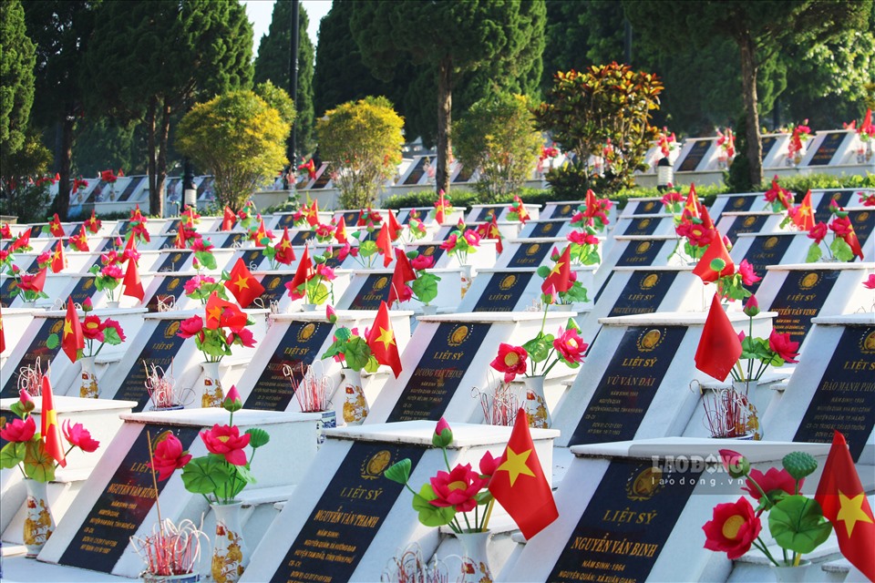 Thông báo v/v cung cấp  danh sách Mộ Liệt sĩ và mộ Bà Mẹ Việt Nam anh hùng từ trần đang an táng tại nghĩa trang gia tộc