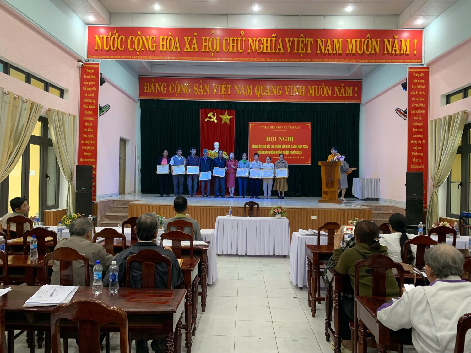 Tam Đàn tổ chức tổng kết các ngành Văn hóa–xã hội năm 2024,  triển khai phương hướng nhiệm vụ hoạt động năm 2025.